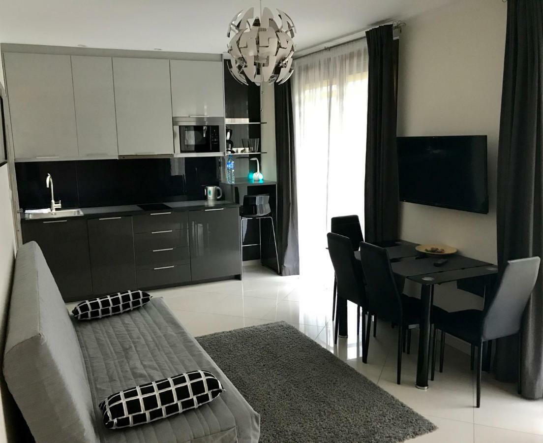 Moko Apartment Parking W Cenie 华沙 外观 照片