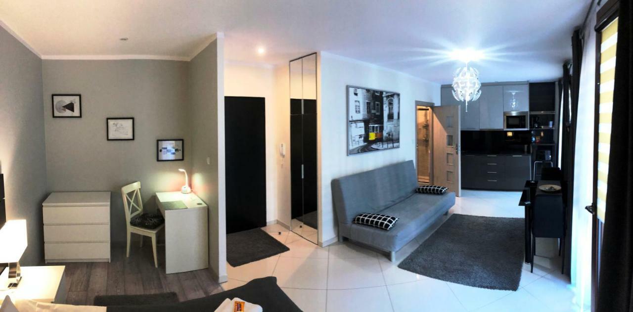 Moko Apartment Parking W Cenie 华沙 外观 照片